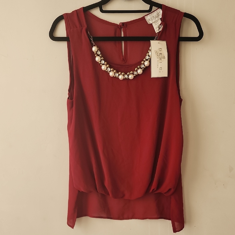 Chic Burgundy Sleeveless Blouse